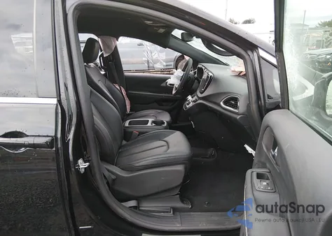 2026 Chrysler Pacifica Select from USA, damaged, VIN 2C4RC1BG6TR231705